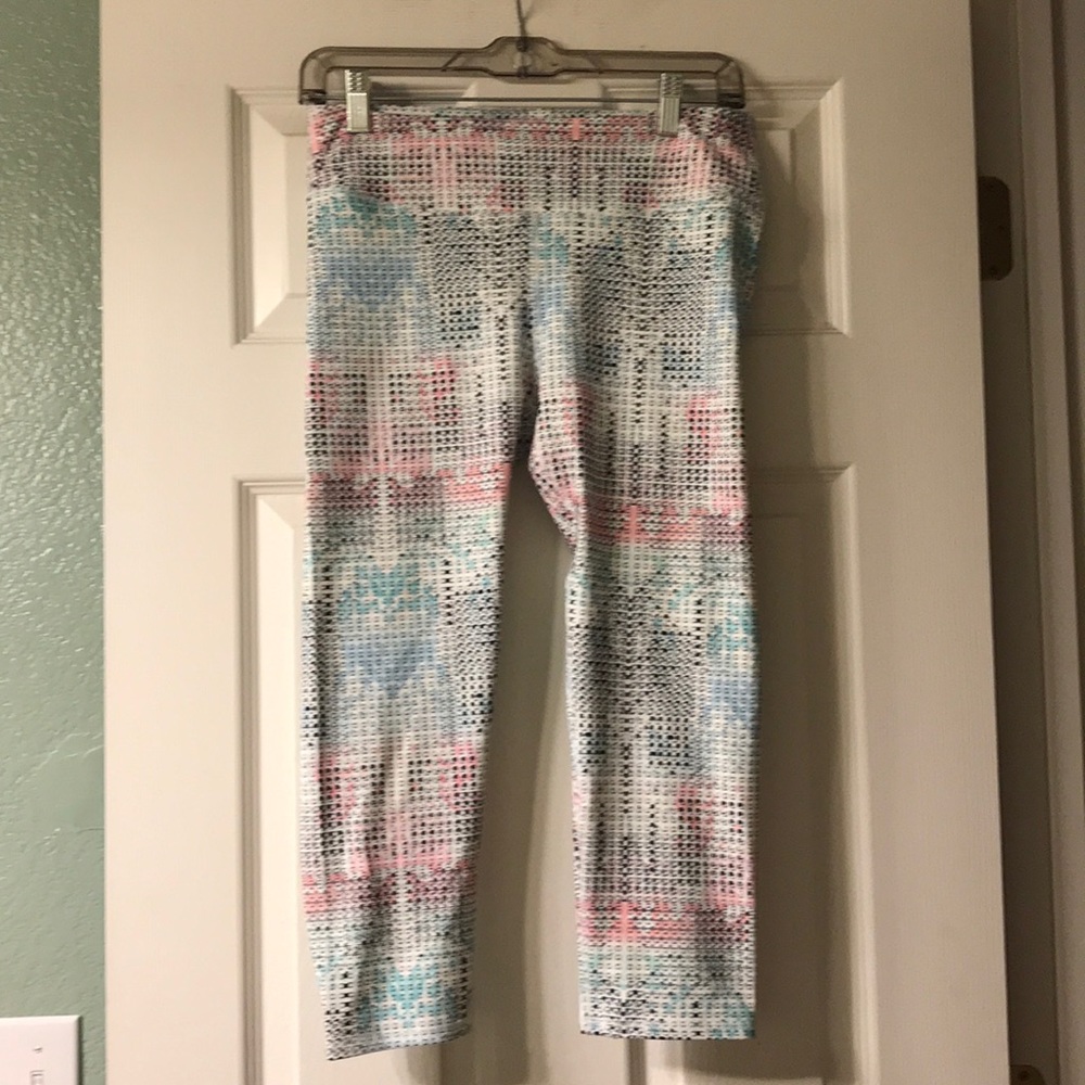 Fabletics Cropped Leggings